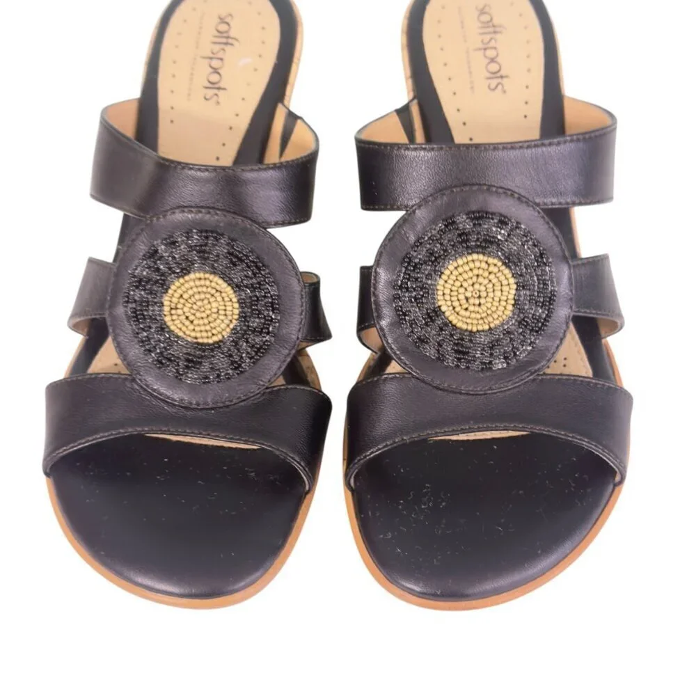 Softspots Wedge Sandals Women 8.5 Black Leather Espadrille Cork Beaded Excellent